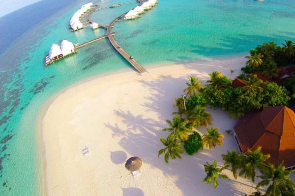 Diamonds Athuruga Maldives